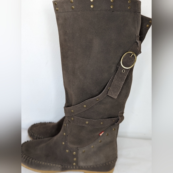 BC Born in California Suede Boots - Picture 2 of 4